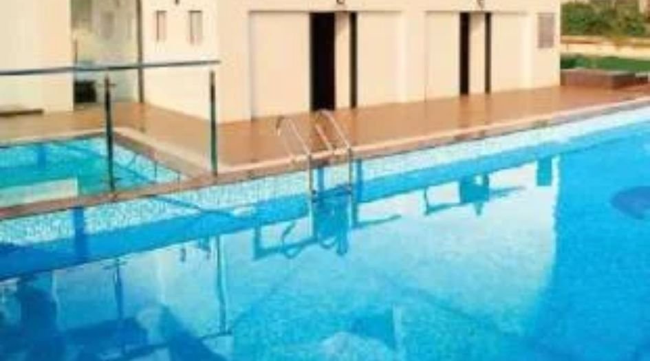 24k-Sereno-Swimming-pool